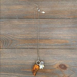 Shamrock & leaf charmed necklace